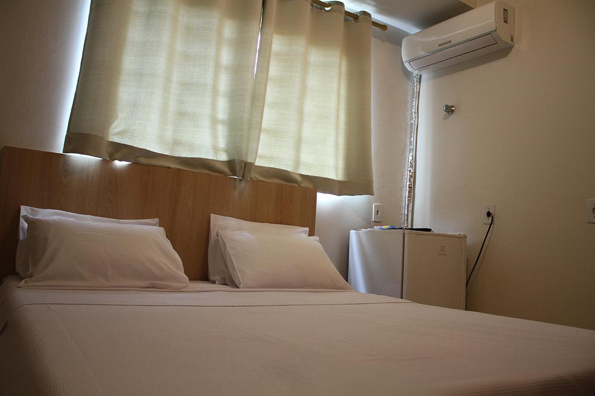 Hotel Friburgo Cidade Ocidental ภายนอก รูปภาพ